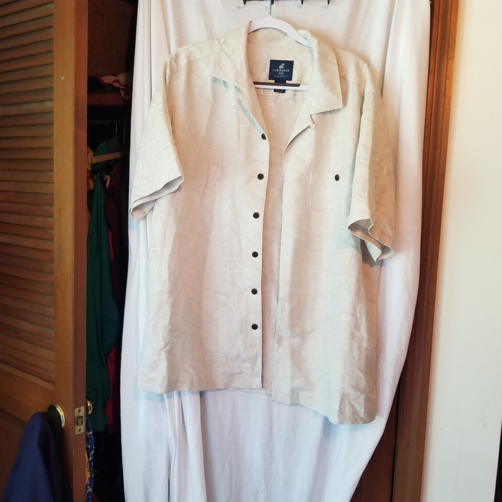 Caribbean Joe shirt size Large